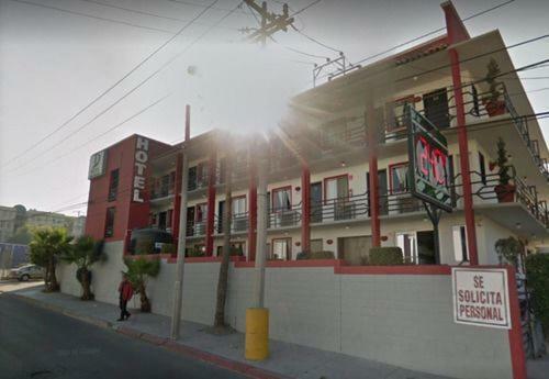 Hotel Descanso Inn ティファナ エクステリア 写真